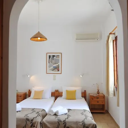 Aparthotel Rallis 3*